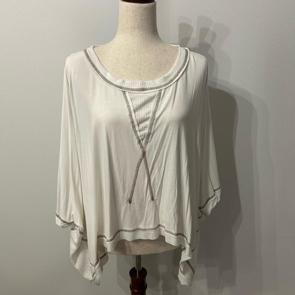 POL Cream Women's Blouse with Gray Accents